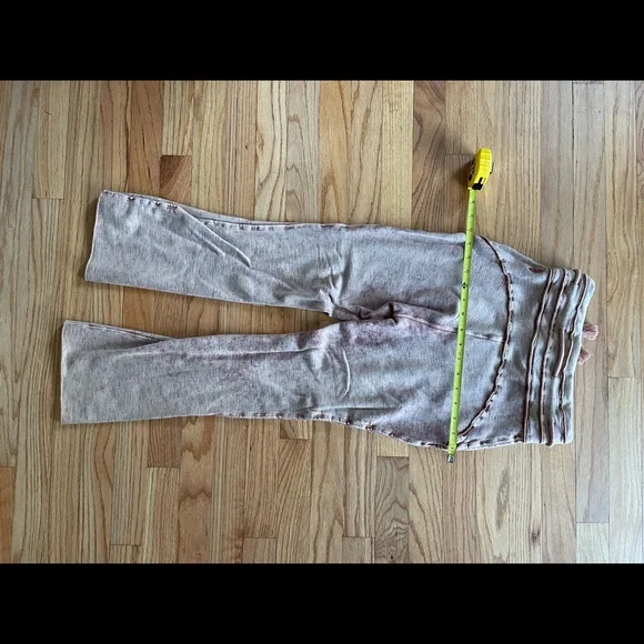 NWOT Free People Movement cropped Jogger - Picture 5 of 9